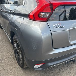 صورة 60 لـ 2019 Mitsubishi ECLIPSE CROSS SE