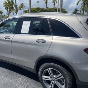MERCEDES-BENZ GLC - 6