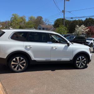 KIA TELLURIDE - 10