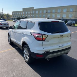 FORD ESCAPE SE - 5