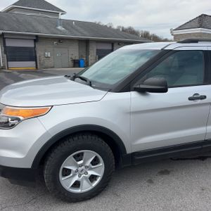 FORD EXPLORER BASE - 2