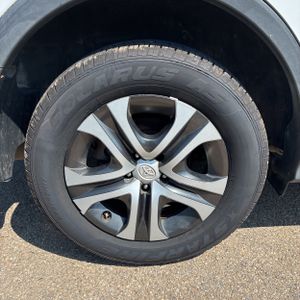 صورة مصغرة 19 لـ 2016 Toyota RAV4 LE