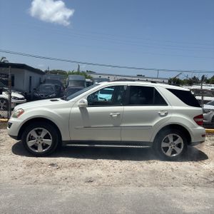 2009 Mercedes-BENZ OTHERS photo 3