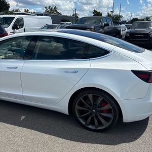 صورة 6 لـ 2020 Tesla MODEL 3 PERFORMANCE