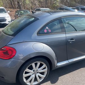 VOLKSWAGEN BEETLE 1.8T - 9