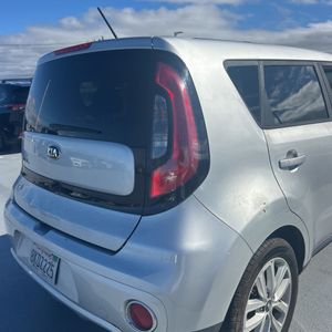 2017 KIA SOUL + — миниатюра 56