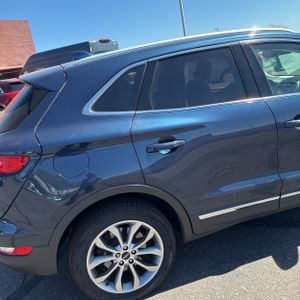 LINCOLN MKC SELECT - 9