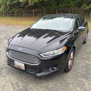 FORD FUSION SE - 1