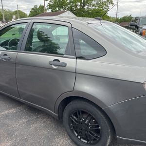FORD FOCUS SE - 6