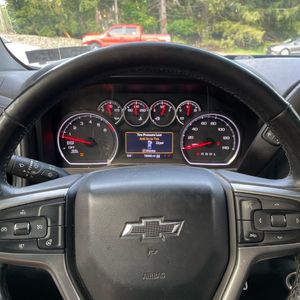 صورة 61 لـ 2019 Chevrolet SILVERADO 1500 RST