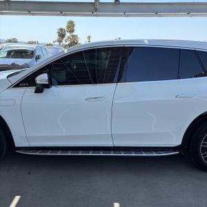 MERCEDES-BENZ EQS - 3