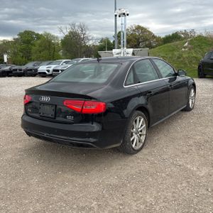 AUDI A4 2.0T PREMIUM - 8