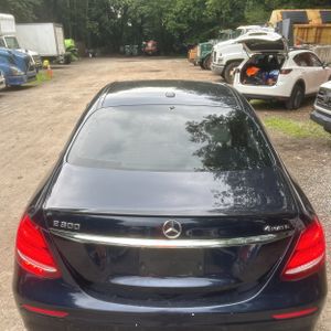 صورة مصغرة 16 لـ 2017 Mercedes-BENZ E-CLASS