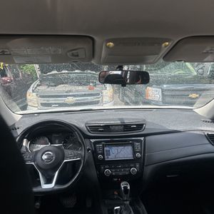 2017 Nissan ROGUE SV — миниатюра 36