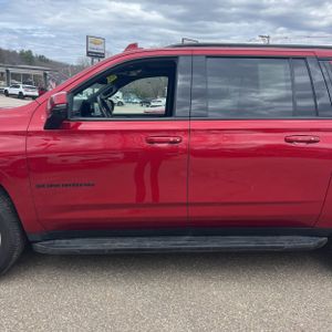 CHEVROLET SUBURBAN RST - 4