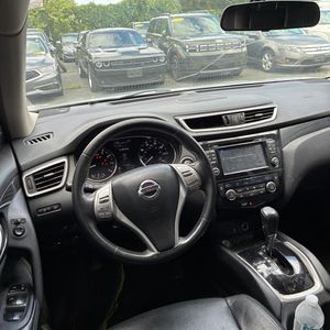 2015 Nissan ROGUE SL 缩略图 34