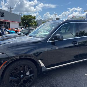 صورة 2 لـ 2024 BMW X7 XDRIVE40I
