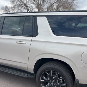 CHEVROLET SUBURBAN RST - 6