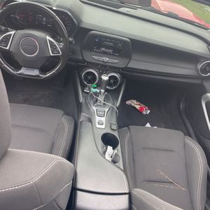 صورة مصغرة 35 لـ 2019 Chevrolet CAMARO LT