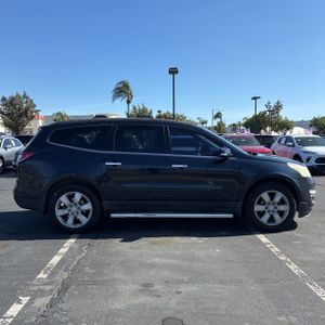 CHEVROLET TRAVERSE LT - 10