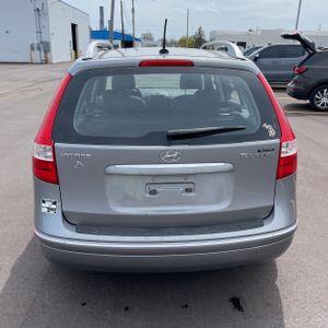 HYUNDAI ELANTRA TOURING SE - 6