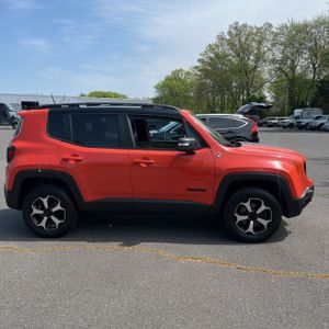JEEP RENEGADE TRAILHAWK - 10