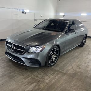 MERCEDES-BENZ E-CLASS - 1