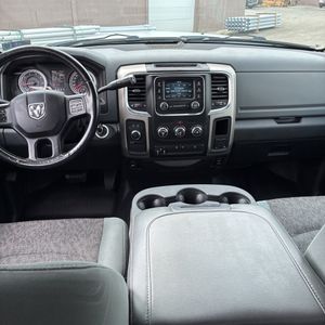 2015 RAM 3500 BIG HORN 照片 30
