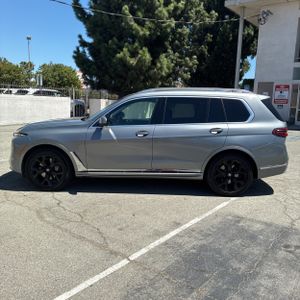2025 BMW X7 XDRIVE40I 照片 3