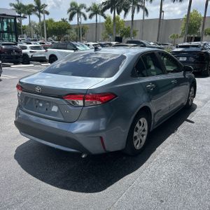 صورة 8 لـ 2021 Toyota COROLLA LE