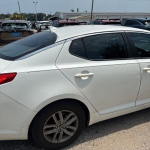 2011 KIA OPTIMA LX — фото 9