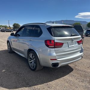 BMW X5 XDRIVE50I - 5