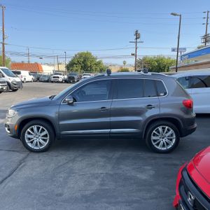 VOLKSWAGEN TIGUAN S 4MOTION - 3