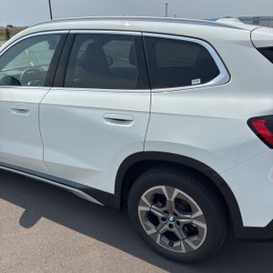 2025 BMW X1 XDRIVE28I — фото 6
