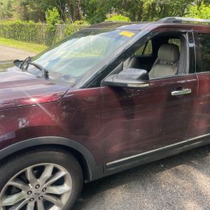 صورة 2 لـ 2011 FORD EXPLORER XLT