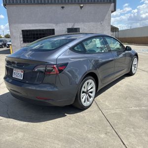 TESLA MODEL 3 BASE - 8