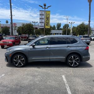 2022 Volkswagen TIGUAN SEL R-LINE 4MOTION 照片 3
