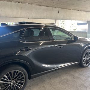 2025 Lexus RX 450H+ LUXURY 照片 11