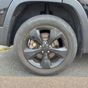 2018 JEEP CHEROKEE LATITUDE — миниатюра 19