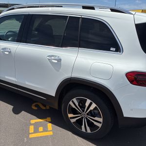 MERCEDES-BENZ GLB - 6