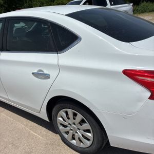 2016 Nissan SENTRA S 照片 6