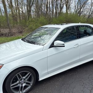 MERCEDES-BENZ E-CLASS - 2