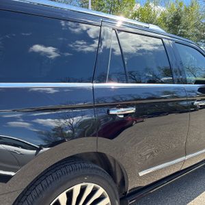 LINCOLN NAVIGATOR RESERVE - 9