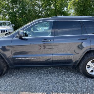 2015 JEEP GRAND CHEROKEE LAREDO — фото 4