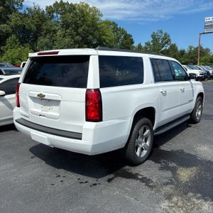 2020 Chevrolet SUBURBAN LT photo 7