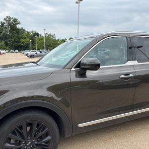 صورة 2 لـ 2021 KIA TELLURIDE SX