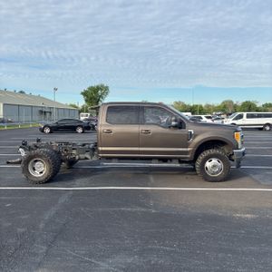 FORD F-350 SUPER DUTY LARIAT - 10