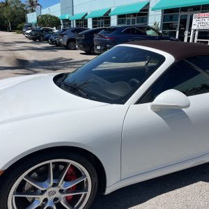 PORSCHE 911 CARRERA S - 2