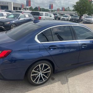 BMW 330I XDRIVE - 9