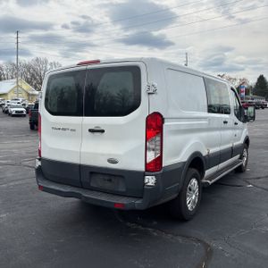 FORD TRANSIT 250 - 8